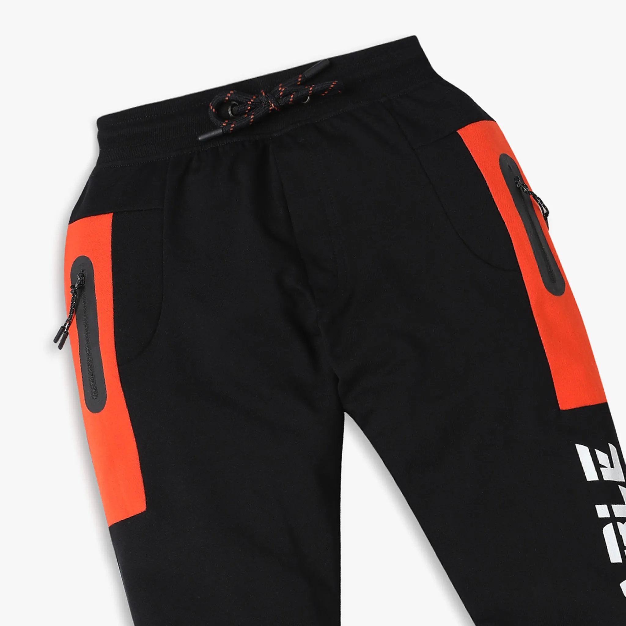 Boy's Regular Fit Solid Mid Rise Trackpants