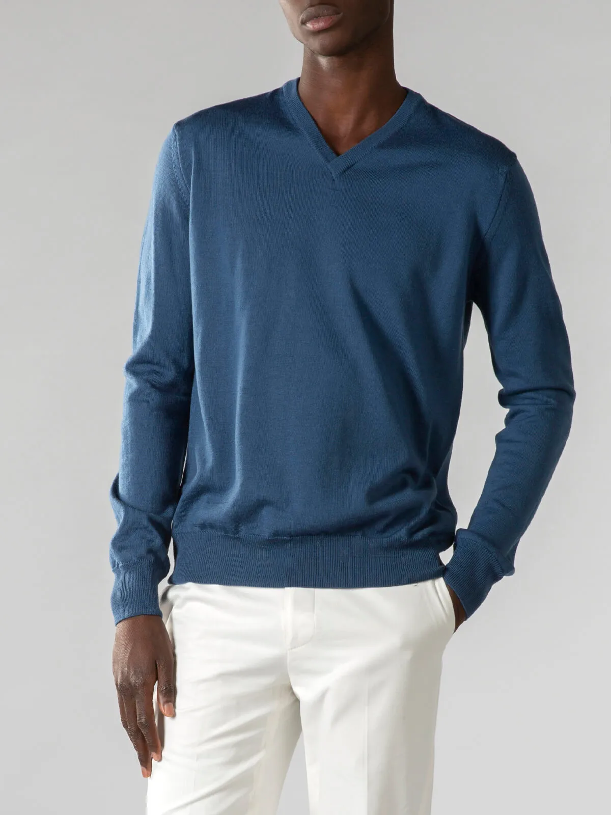 Extrafine Merino V-Neck Petrol