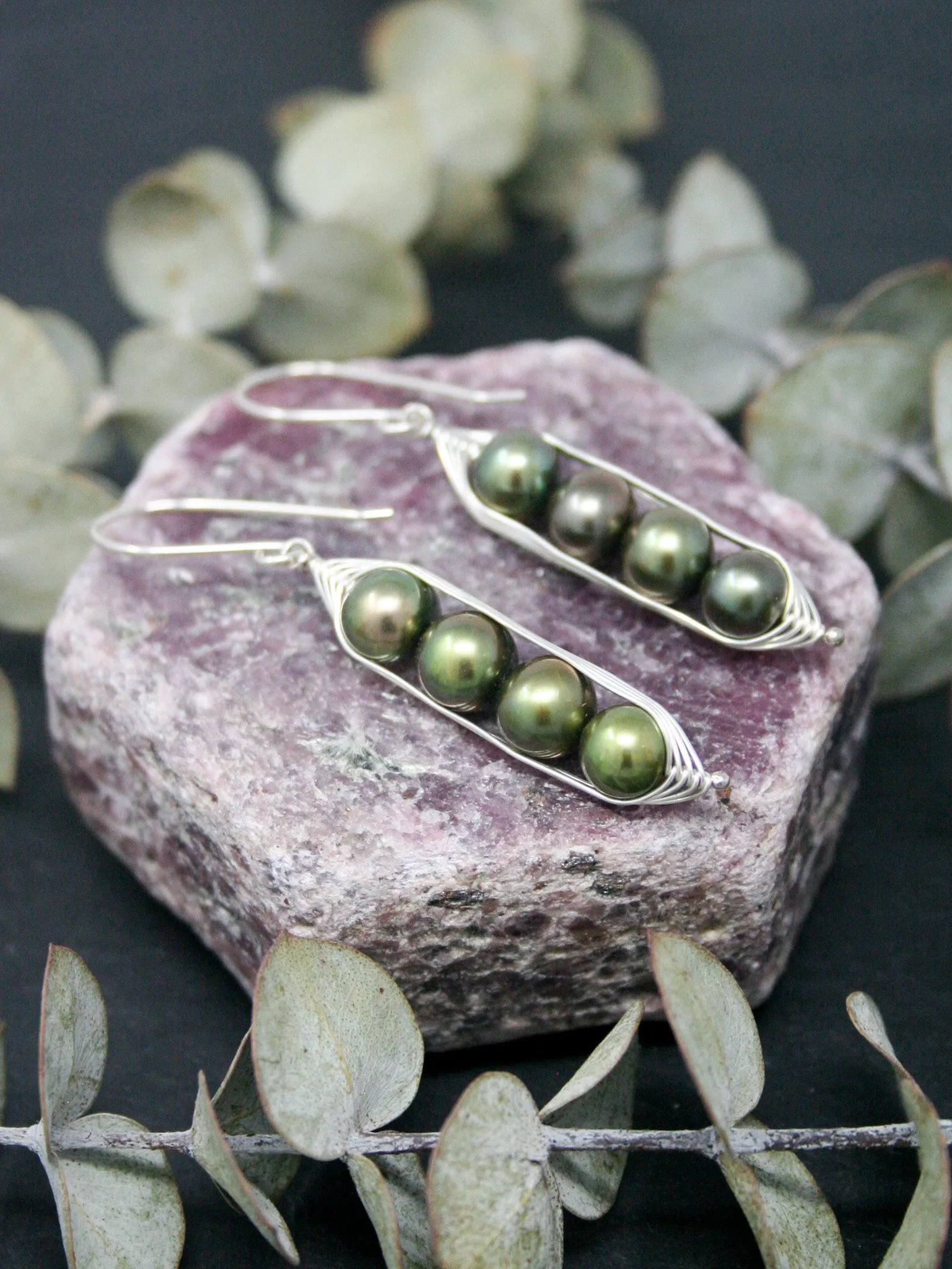 Four peas in a pod earrings [made to order]