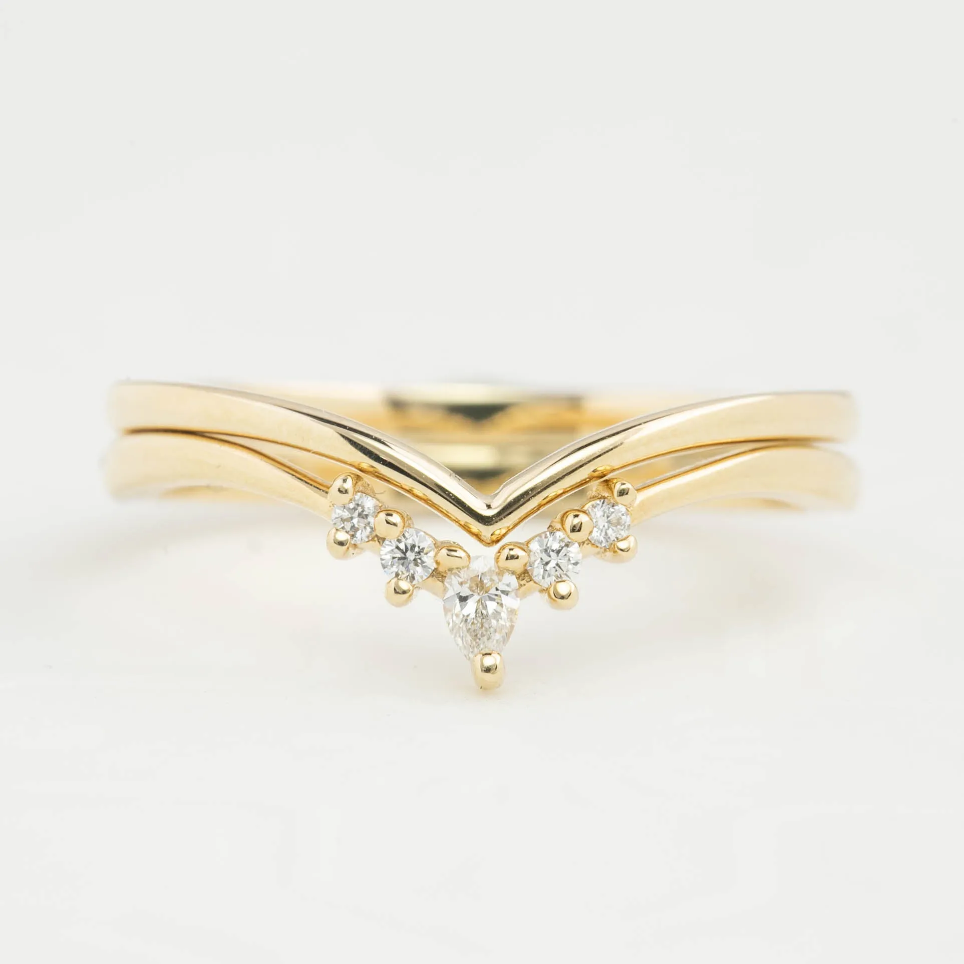 Ivy Chevron Petite Ring