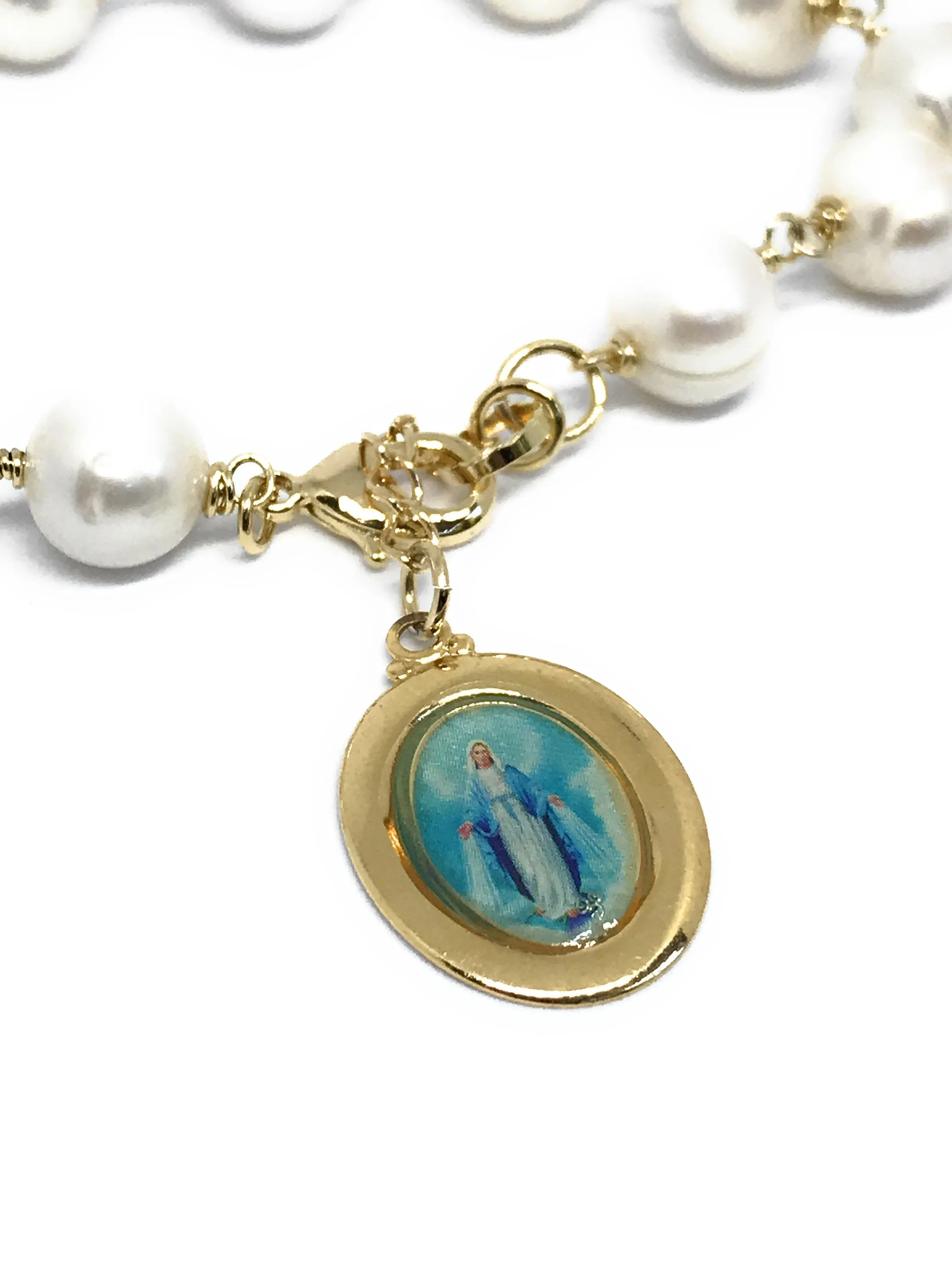 Miraculous Medal Bracelet, Freshwater Pearls Adjustable Bracelet, Gold and Pearls Bracelet, Virgin Mary Jewelry, religious Virgen Milagrosa