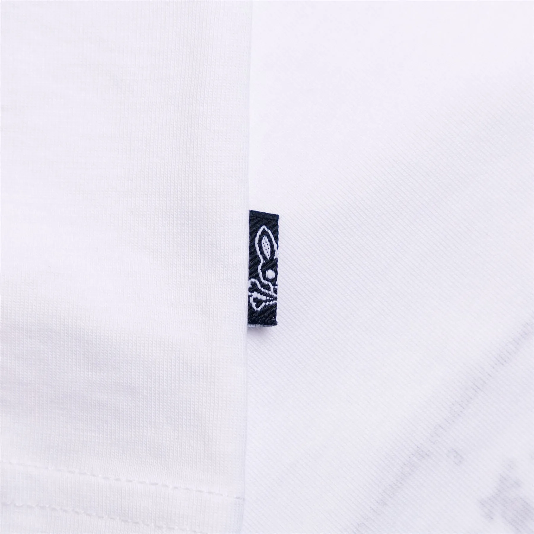 Serge Graphic Tee White - SS23